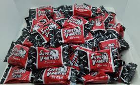 Caramelo Super Vampiro Fresa Relleno (2 unidades)